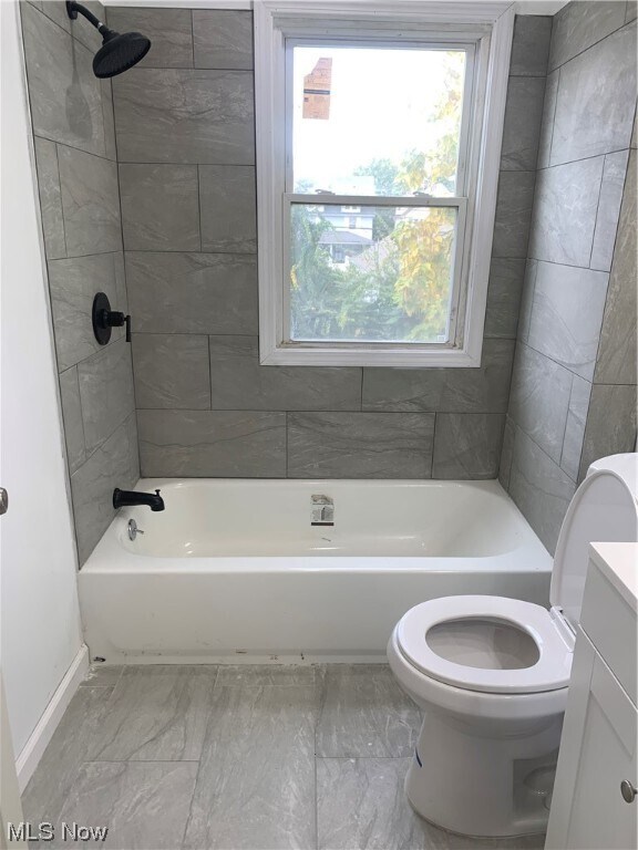 Foto del edificio - 1496 E 118th St