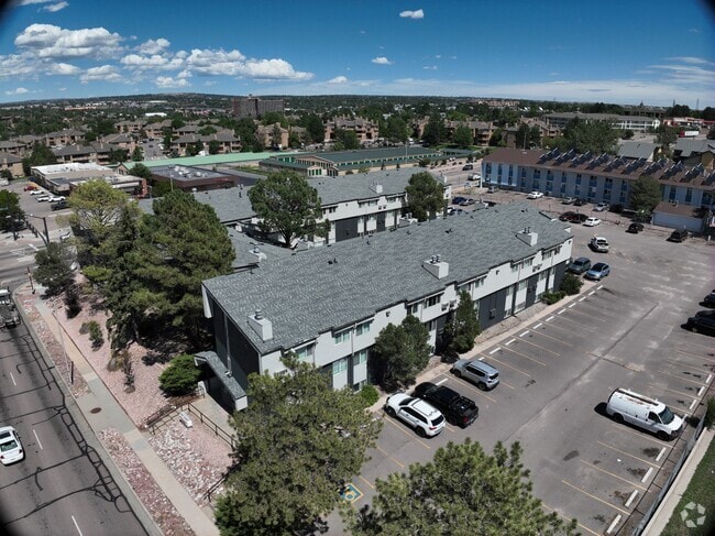 3D Exterior - Peak View