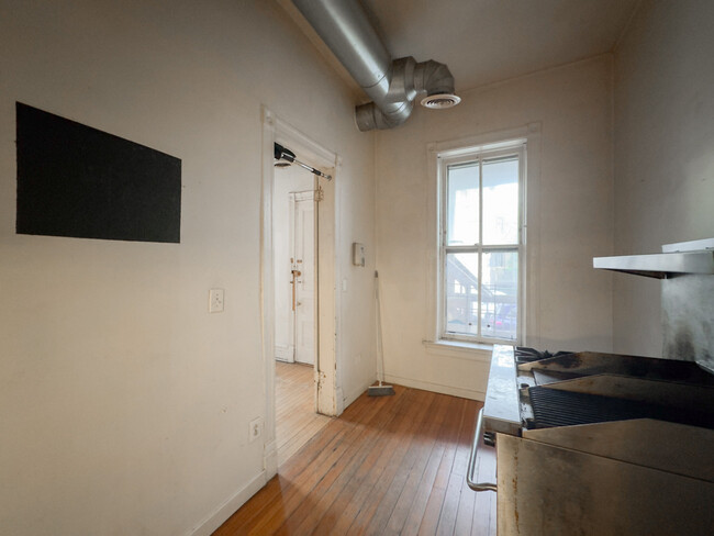 Foto del edificio - 723 W Wrightwood Ave