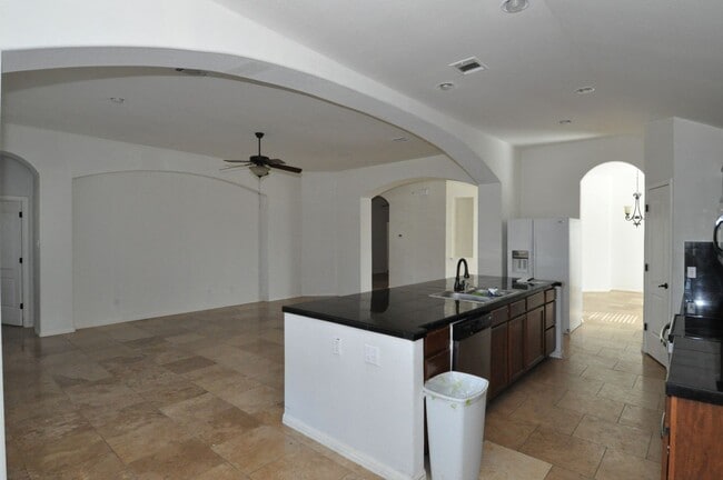 Foto del edificio - Beautiful Home In Hutto ISD