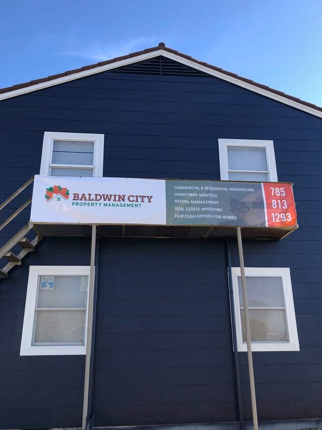 518 Baker Street, Unit 3 Apartment for Rent in Baldwin City, KS