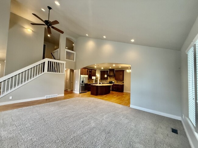 Building Photo - 2028 E 4500 S