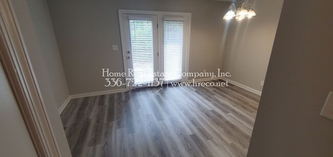 Building Photo - 1449 Brookwood Dr