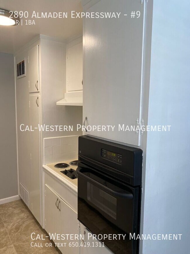 Building Photo - 2890 Almaden Expy