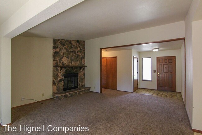 Building Photo - 3 br, 3 bath House - 1444 Arroyo Manor