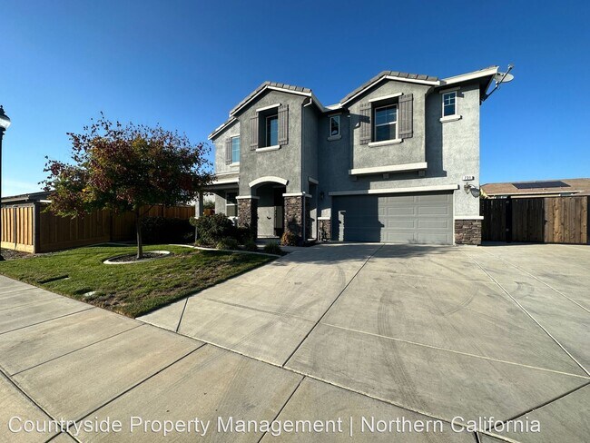 Foto del edificio - 4 br, 3.5 bath House - 731 Sawtooth Street