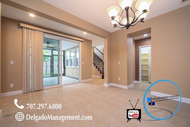 Foto del edificio - Benicia! Waters End five bedrooms, four baths and over 4,300SF available now!