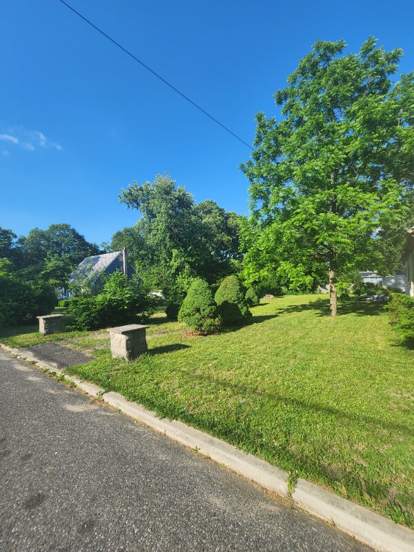 Foto del edificio - 1613 Lake Ave