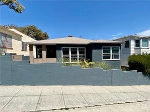 Building Photo - 220 4th Ave