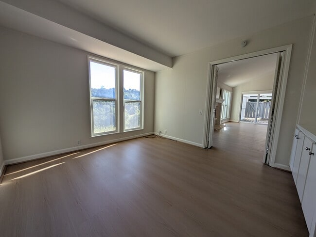 Den (or office) - 40 Ascot Pl