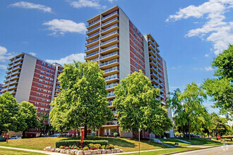 Building Photo - Surrey Lane Apartments