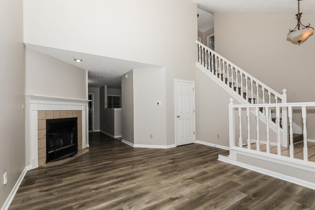 Building Photo - 2917 Sunnyfield Ct