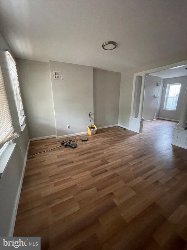 Foto principal - 5417 Master St