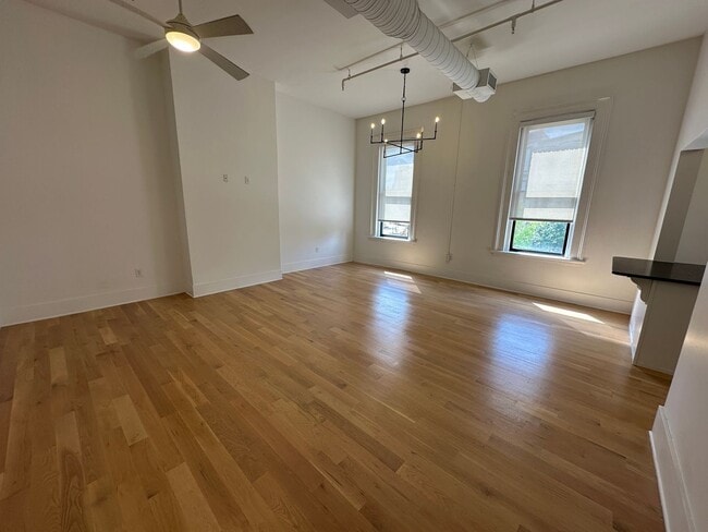 Interior Photo - Washington Lofts