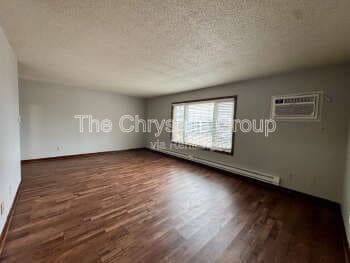 Foto del edificio - 445 Elm Pl