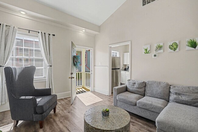 Foto del edificio - 552 E Macon St