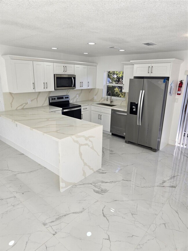 Foto del edificio - 1848 NW 55th Ave