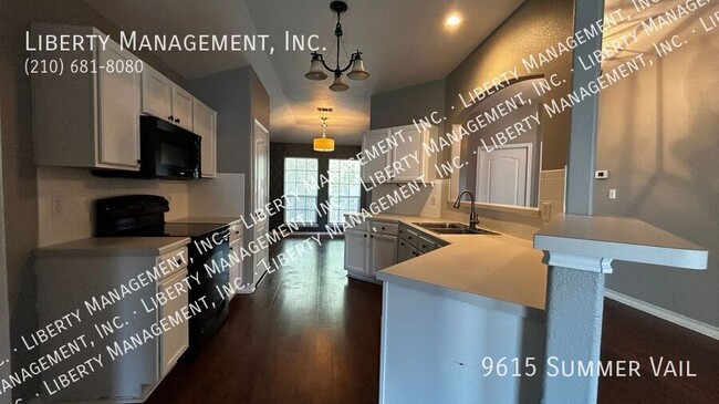 Building Photo - 9615 Summer Vail
