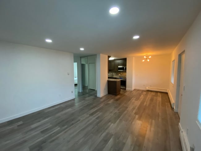 Photo - 2225 S Jasmine St Apartment