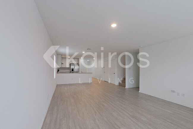 Building Photo - 5634 Mountain Point