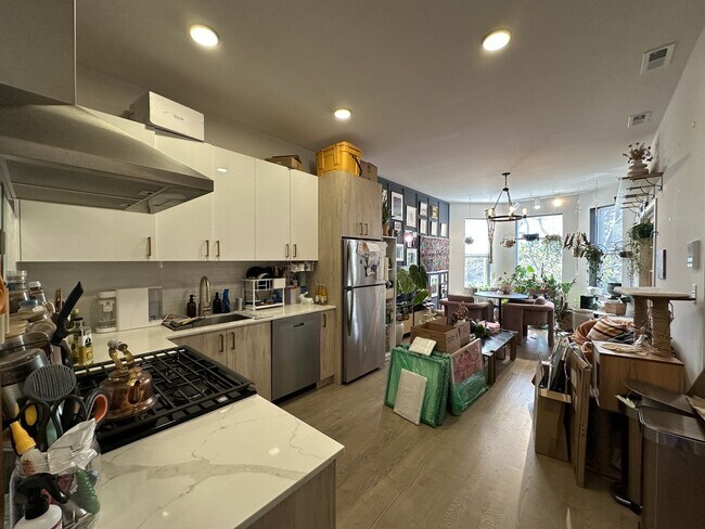 Foto del edificio - 841 N Mozart St