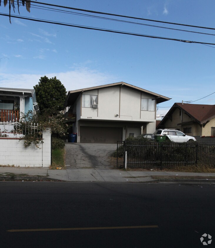 Primary Photo - 4633 Lexington Ave