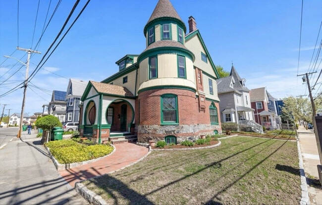 Photo - 124 Boston Ave Apartment