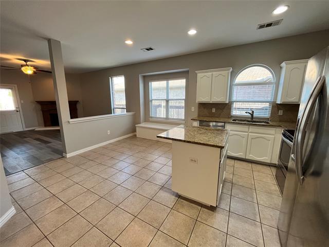 Building Photo - 10624 Ashmore Dr