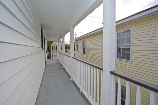 Foto del edificio - Downtown Apartment Next to Hampton Park