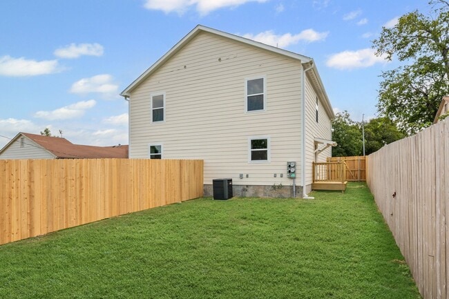 Building Photo - Brand New, Modern, and Ready for You in Temple, TX!