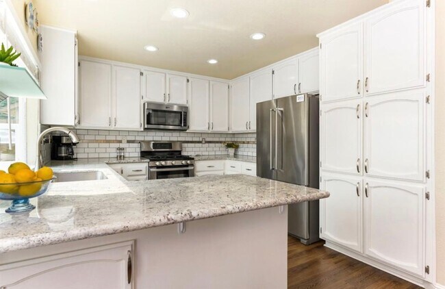 Foto del edificio - Beautiful Antelope Home with Private Pool | Available July 1st | $3,350/mo