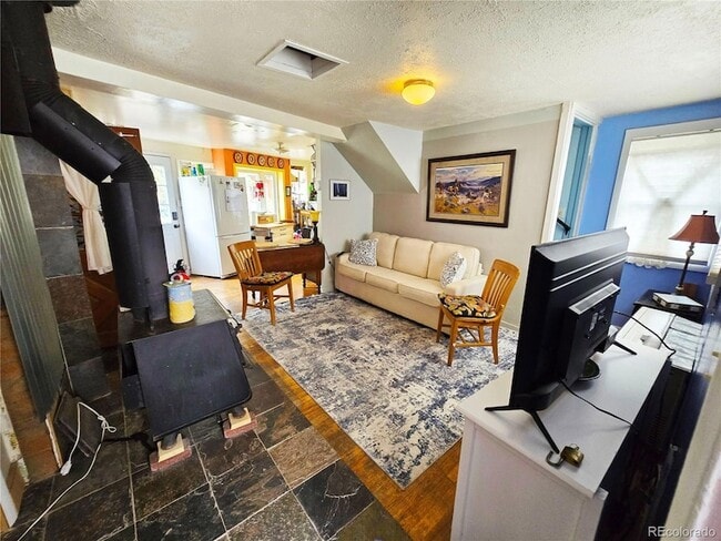 Building Photo - 708 Griffith St