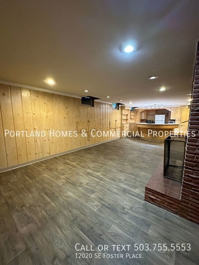 Foto del edificio - 2-Bedroom Basement ADU in Beautiful Forest...