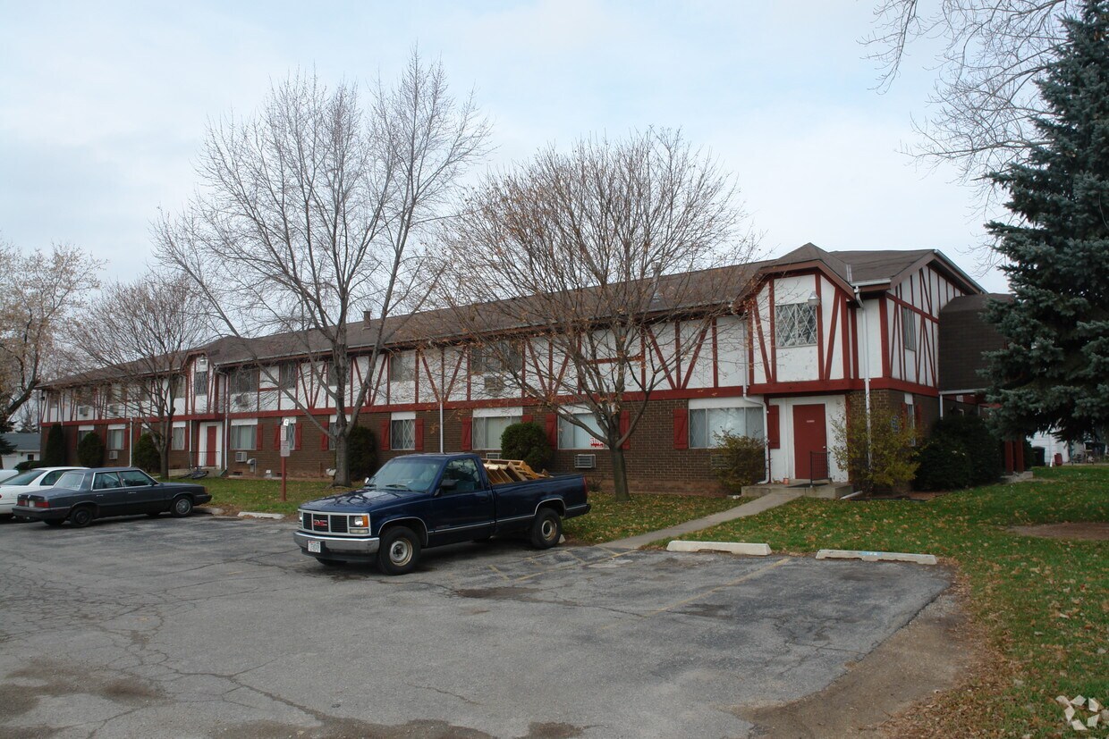 Building Photo - 2425 Mason St