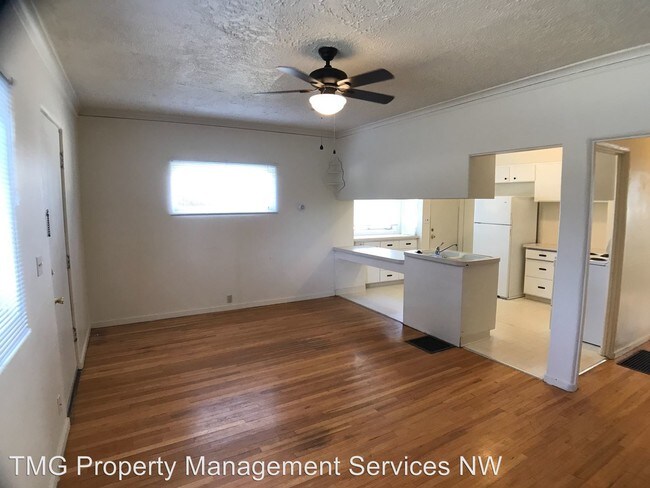 Foto del edificio - 1036 N Ainsworth St