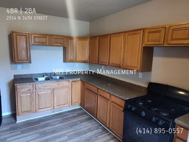 Foto del edificio - 2554 N 34th St