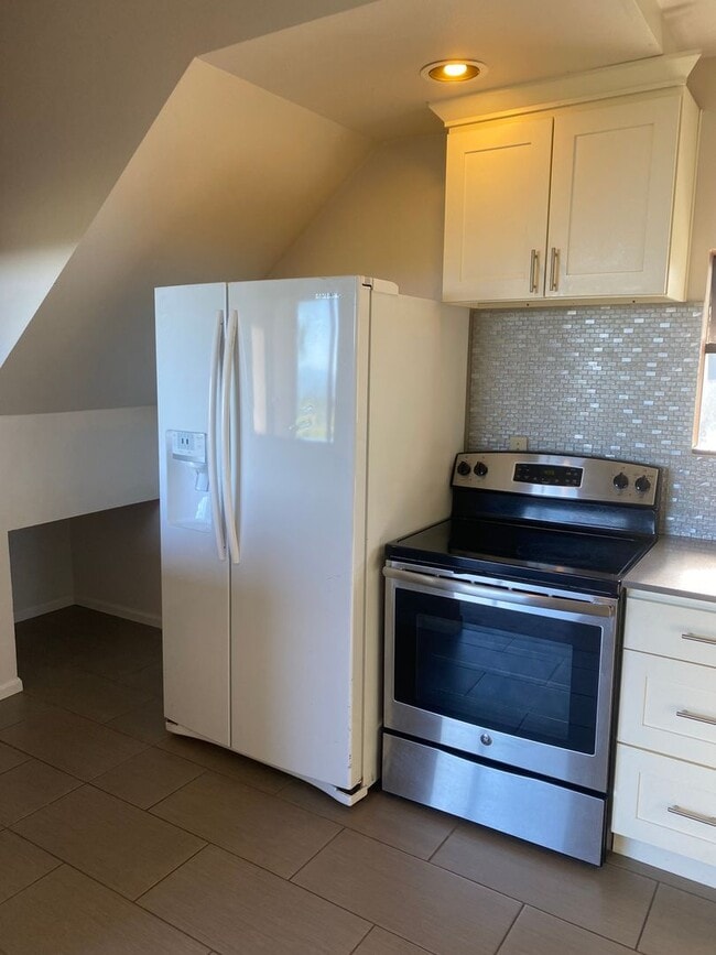 Photo - Ward Apartments LLC