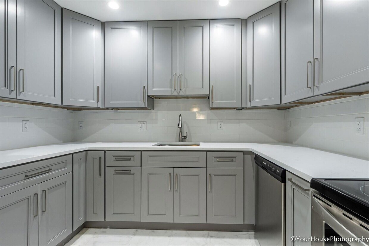 6327 Bay Club Dr Unit SFRS, Fort Lauderdale, FL 33308 Condo for Rent