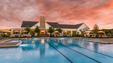 Building Photo - 417 Golden Mdw Ln