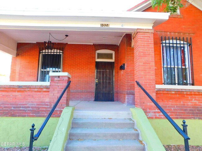 Foto del edificio - 1024 Upson Dr