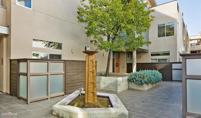 2 br, 3 bath Townhome - 11815 Laurelwood D... photo'