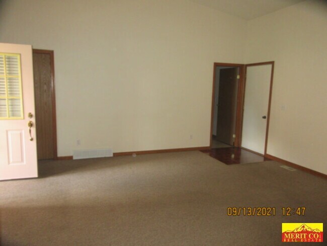 Foto del edificio - 6515 Snowshoe Trail