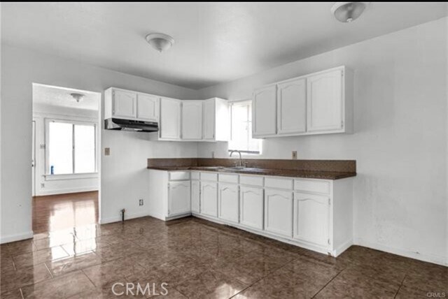 Foto del edificio - 822 E 87th Pl