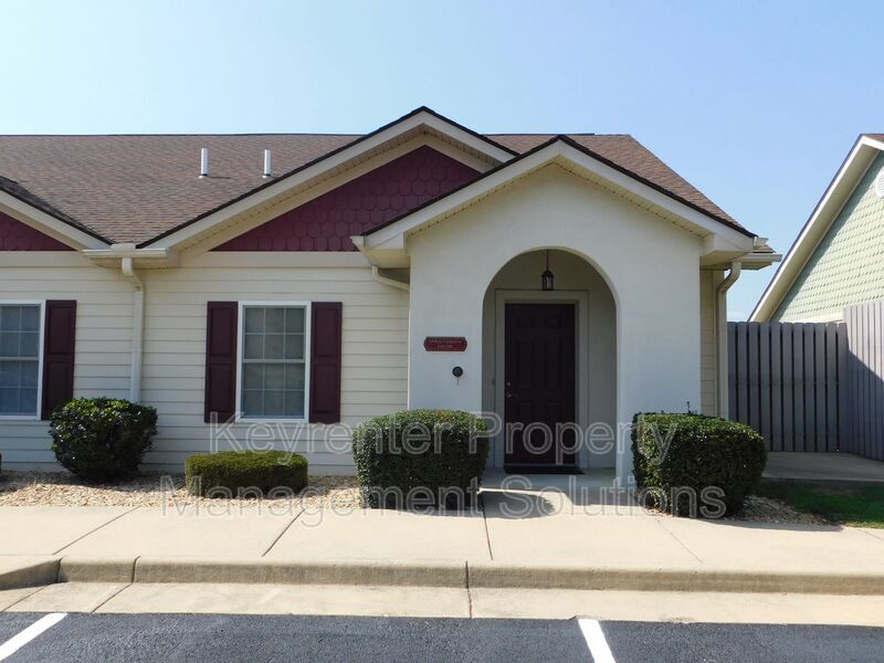 Primary Photo - 24 Rose Garden Ln