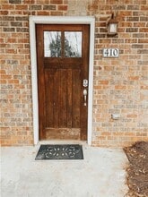 Building Photo - 833 Old Greenville Hwy