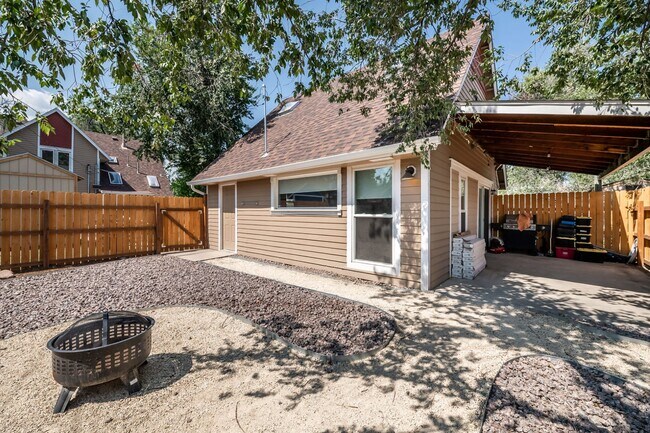 Photo - 2621 Wood Ave House