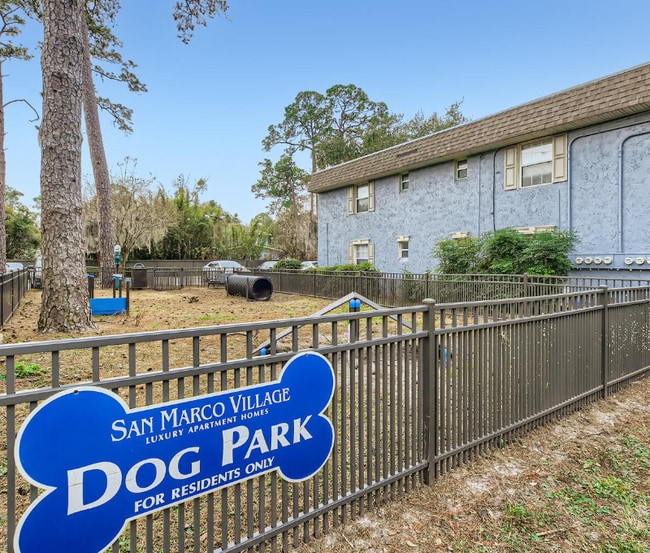 Foto del edificio - 2166 Dunsford Terrace