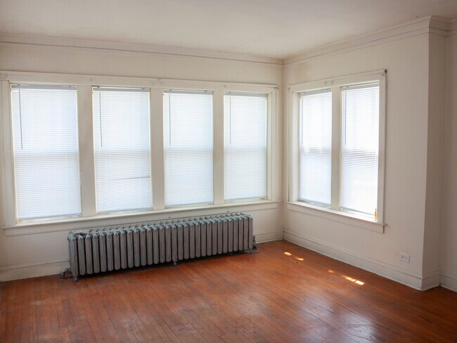 Building Photo - 10236 S Sangamon St
