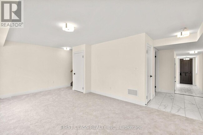 Building Photo - 1 Abbeyhill Ln