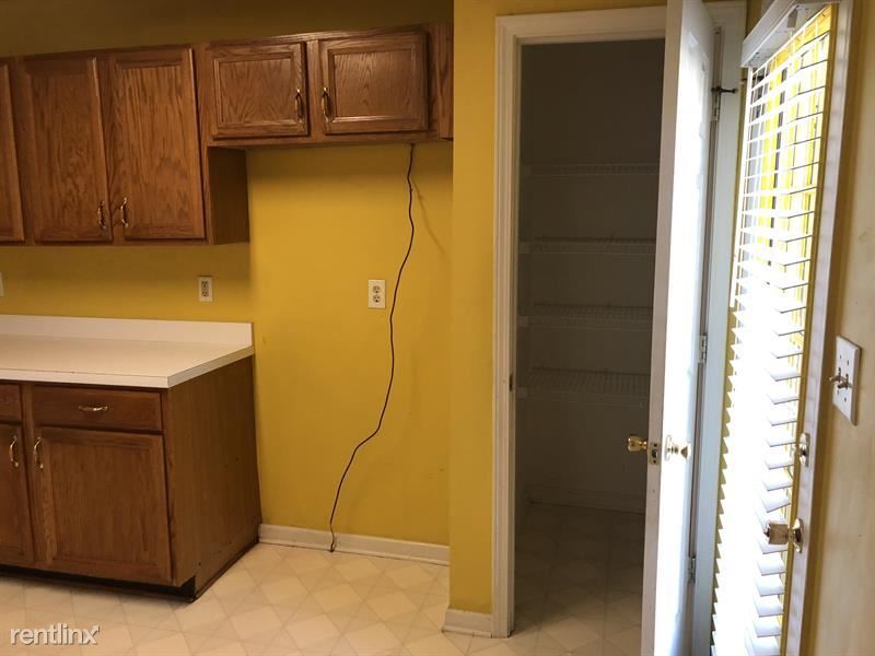 Primary Photo - 3 br, 2 bath House - 101 Mayfield Court